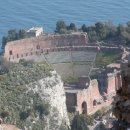 il teatro dal castello